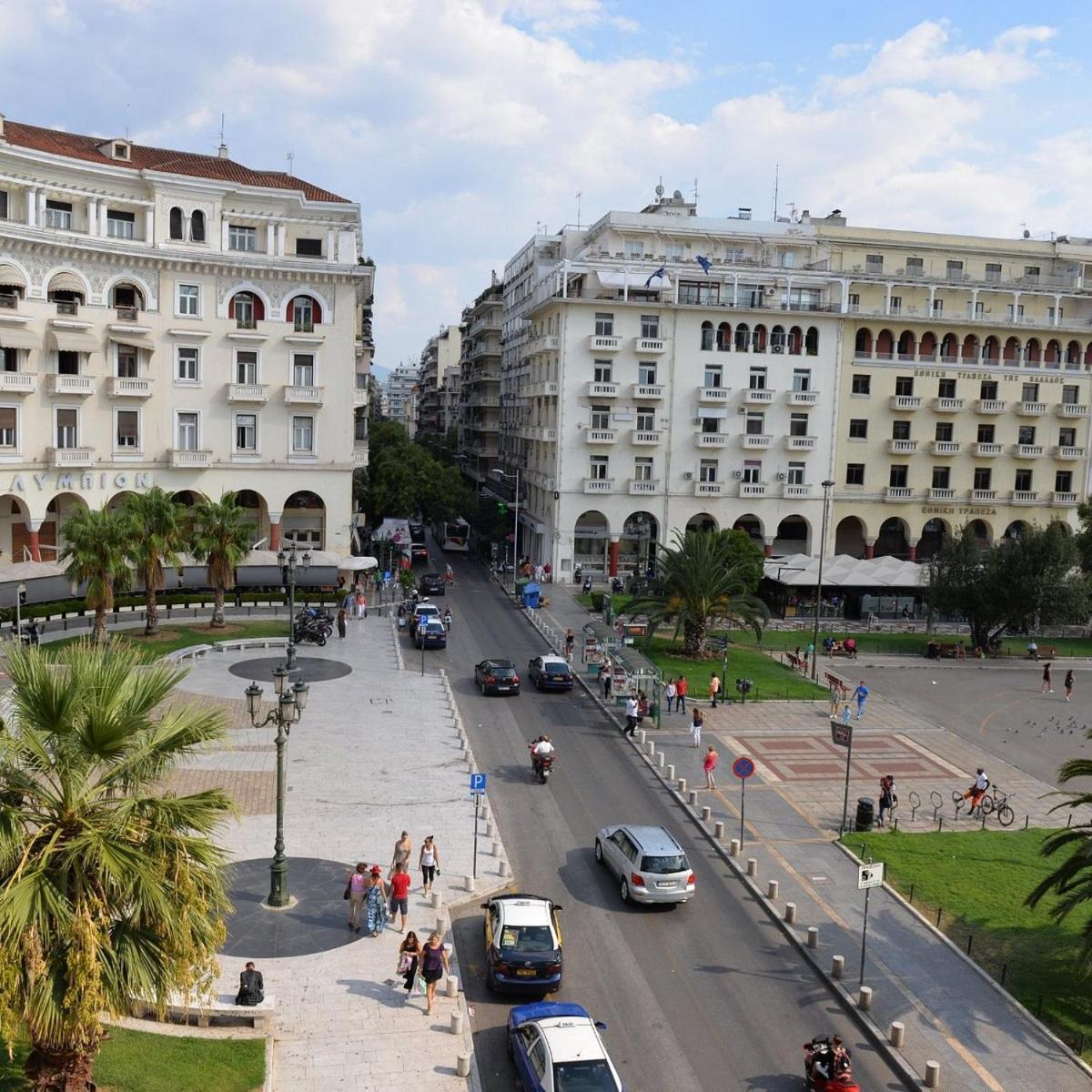 Lovely Apartment In The Heart Of Thessaloniki Center Екстериор снимка